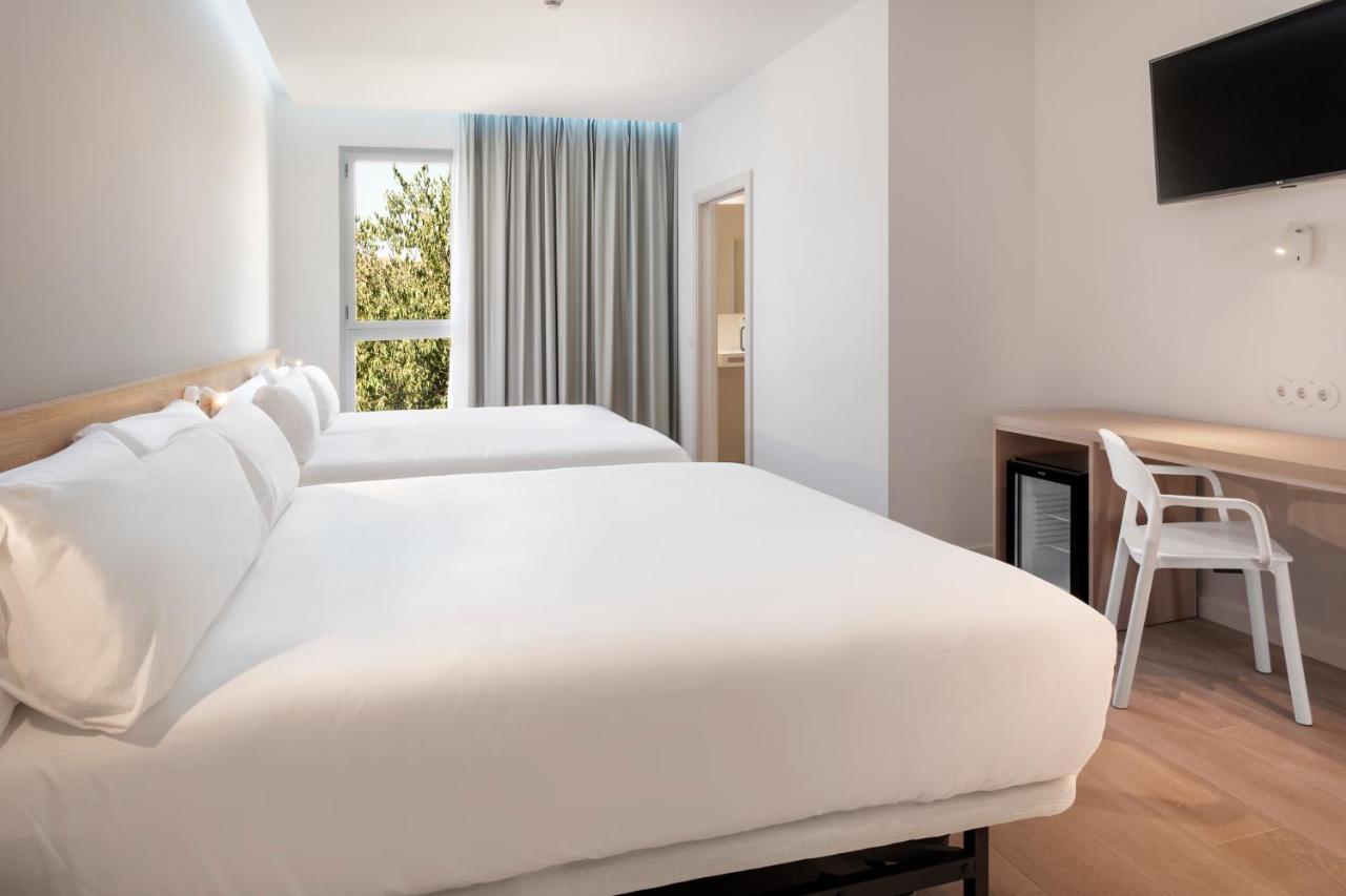 B&B Hotel Lleida Bagian luar foto