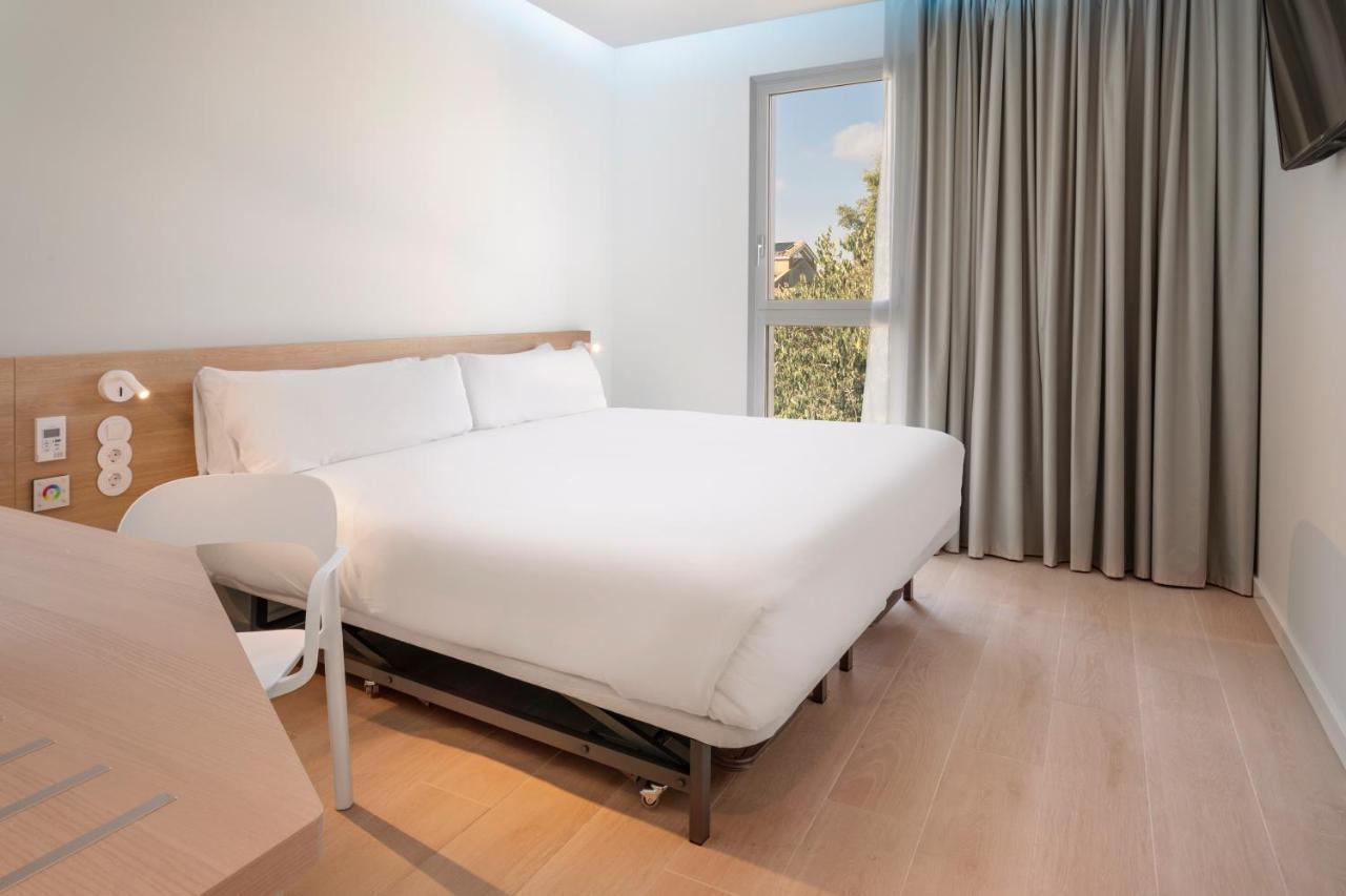 B&B Hotel Lleida Bagian luar foto